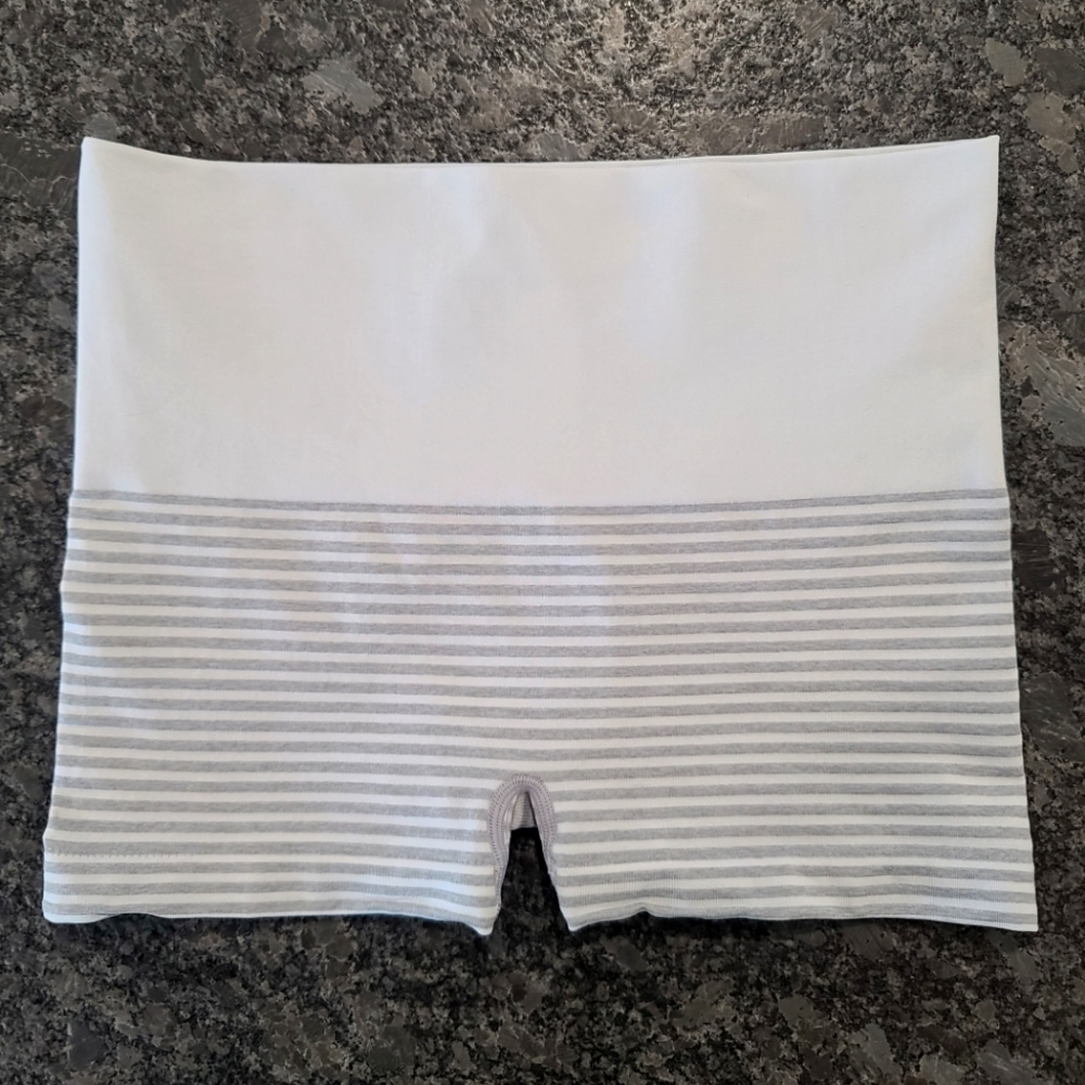 SPANX 'Everyday Shaping Panties' Boyshorts Size Large